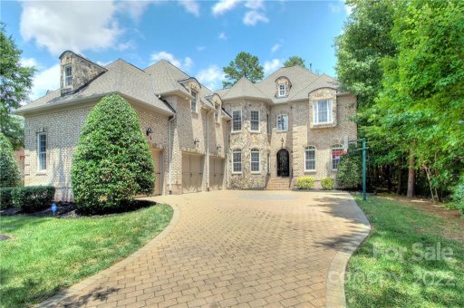 1108 Anniston Place