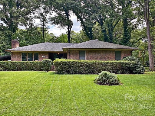 1708 Westbrook Circle