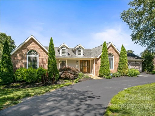 136 Mountain Valley Drive