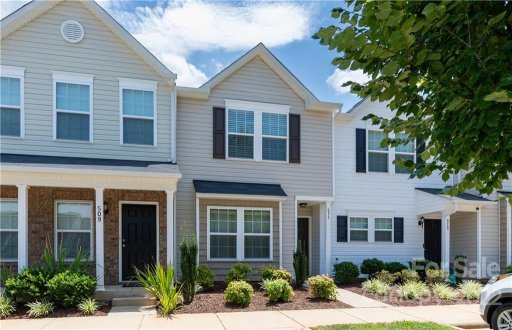 511 Fawnborough Court