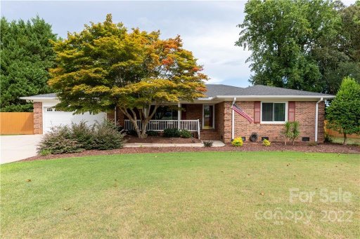 1158 Twin Lakes Road