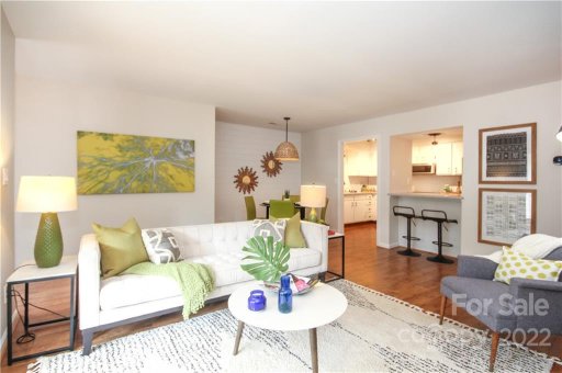 1052 Churchill Downs Court B