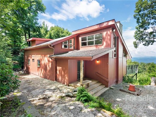 1695 Slick Rock Road