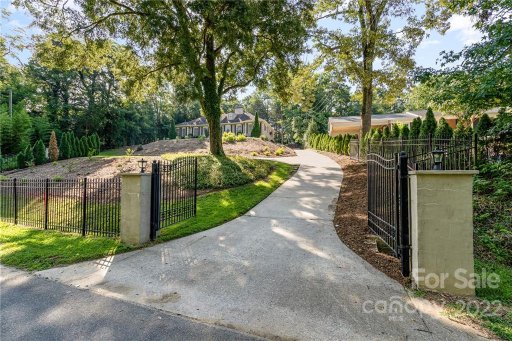 123 Old Bell Road
