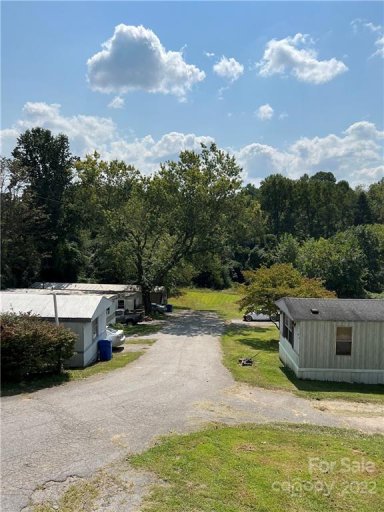 652 Sand Hill Road 7