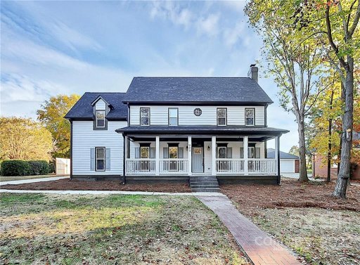 908 Woodhurst Drive