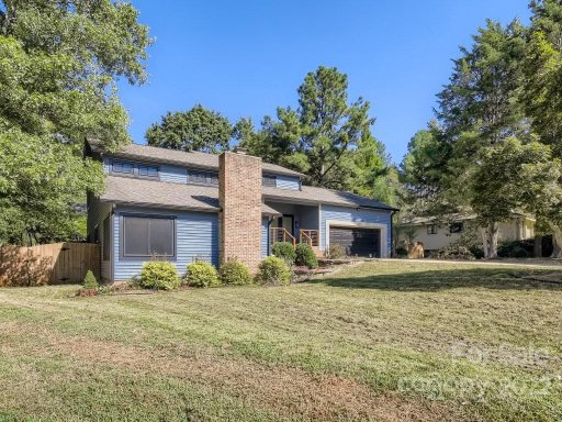 1524 Larochelle Lane