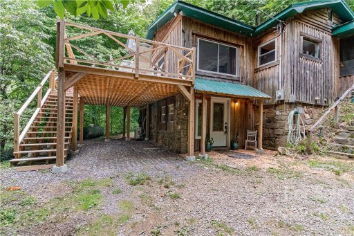 1211 N Fork Road
