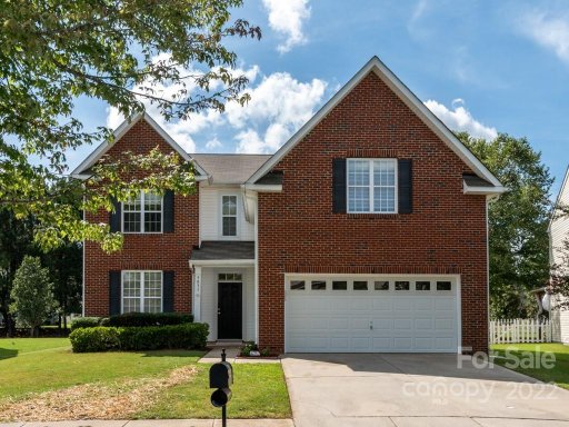 9831 Forest Run Lane