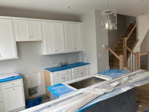 239 S Bruns Avenue WET1128