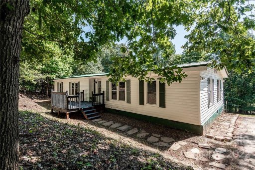 152 River Breeze Drive