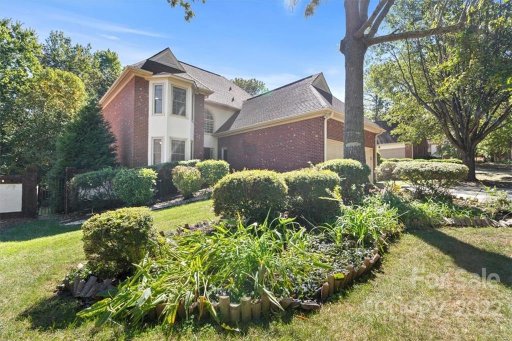 5209 Rustlewood Lane