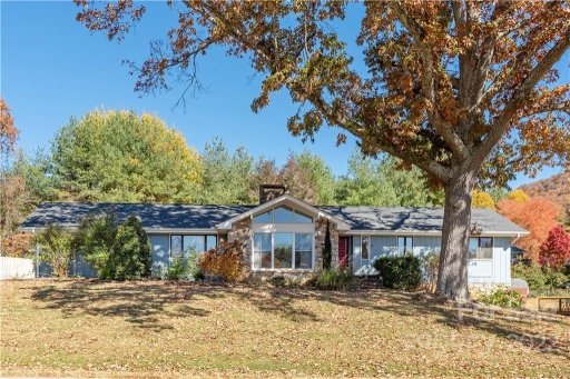 10 Ballantree Drive