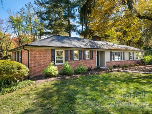 8 Bevlyn Drive