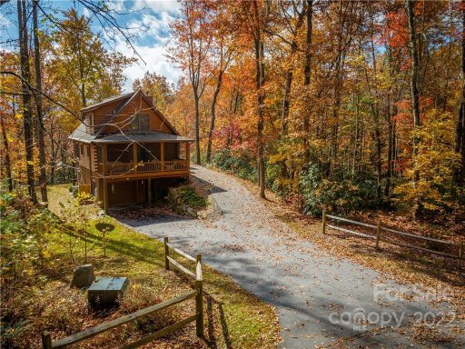 1048 Laurel Thicket Lane