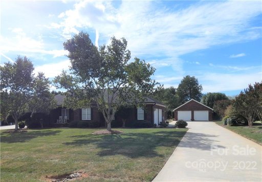 172 Meadow Oaks Drive