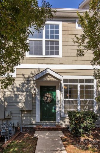 111 Woodsong Lane