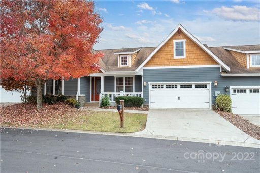 35 Creekside View Drive