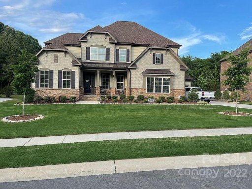 2411 Madeira Circle