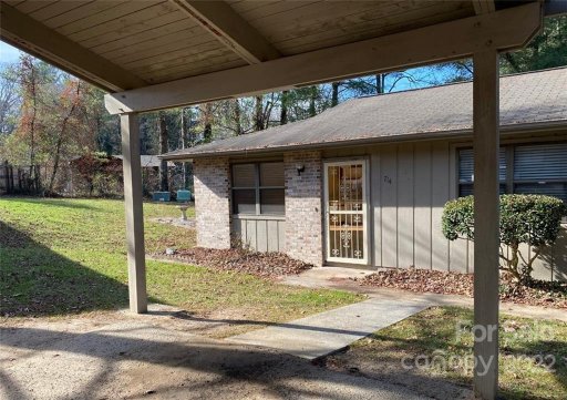 714 Farmington Circle 4A