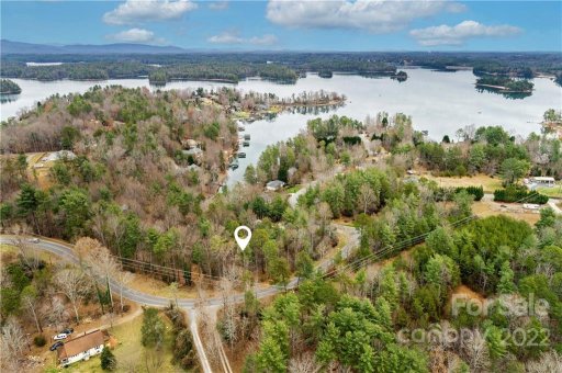 6000 Benfields Landing Road 1