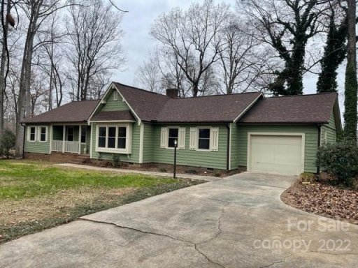 1804 Hemlock Drive