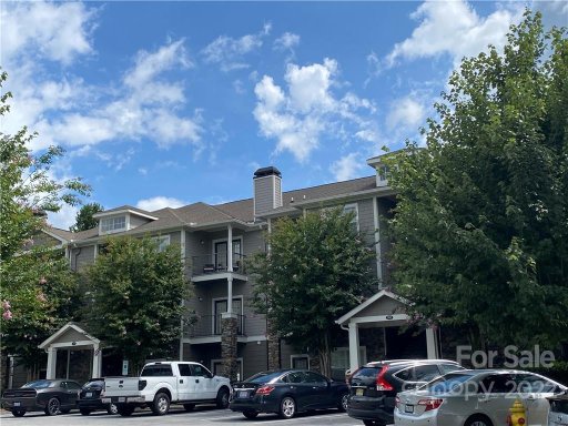 400 Vista Lake Drive 208