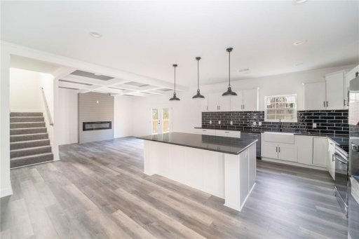 3523 W Sugar Creek Road