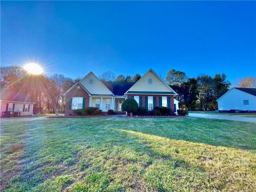 1140 Landsdown Drive