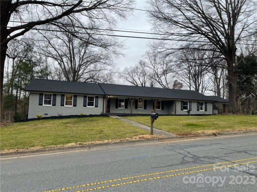 570 Crestside Drive