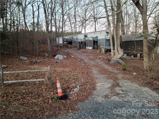 231 Whip O Will Cove