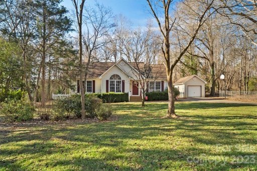 1653 W Lakewood Drive