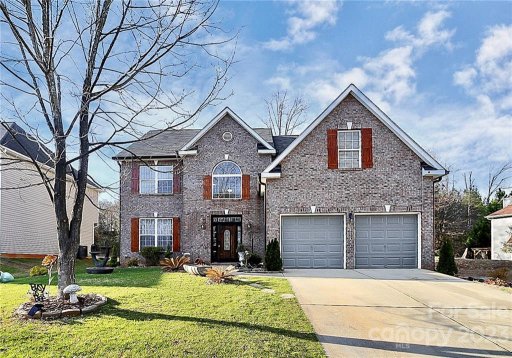 4825 Eagle Creek Drive