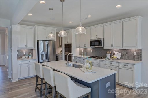 3305 Juneberry Place 20
