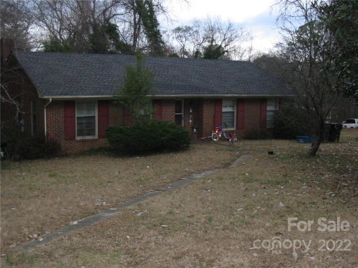 680 Lakeside Drive