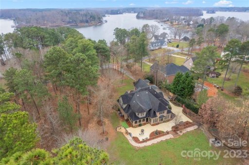 319 Greenbay Road