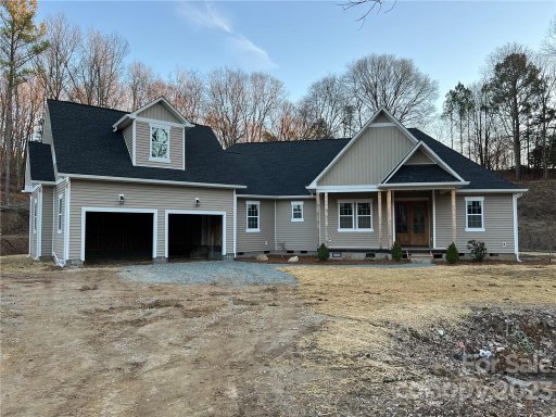 911 Silver Fox Drive