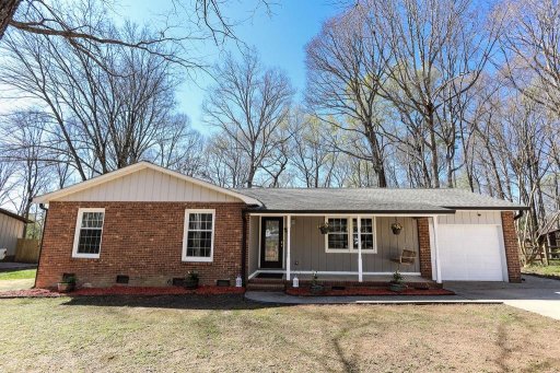 217 Blackberry Trail