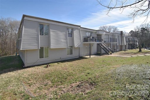 702 Farmhurst Drive G