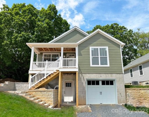 1104 Blueview Drive