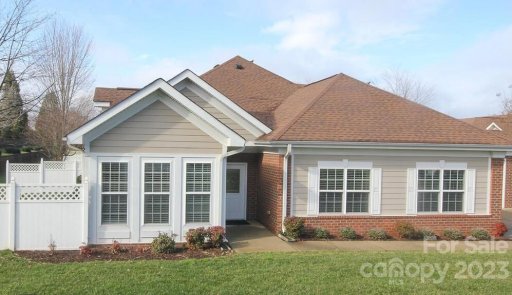 3205 Abbey Walk Lane