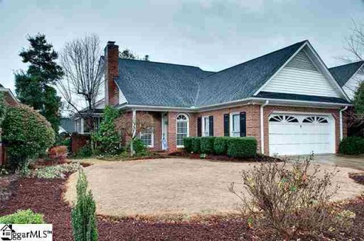 6 Greenview Drive