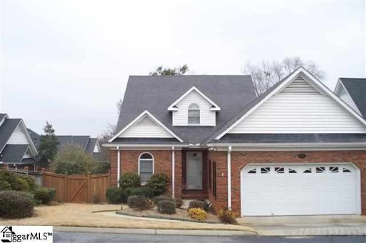 203 Greenview Circle