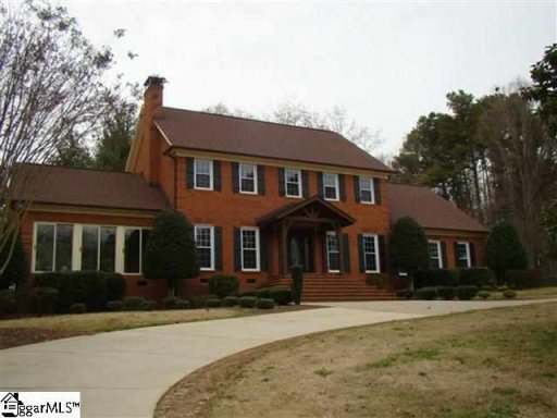 102 Wood Creek Drive