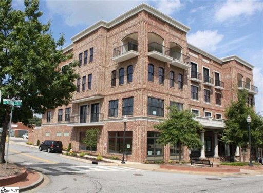 820 S Main Street #201