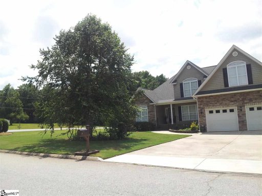 1 Oakmont Court