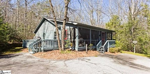 25 Spring Park Drive