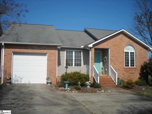 108 River Oaks Circle