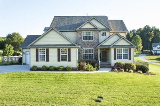 105 Redwater Way