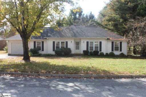 204 Governors Square